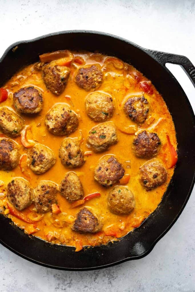 thai turkey meatballs in red curry sauce.